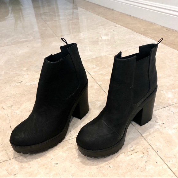 h&m black heeled boots